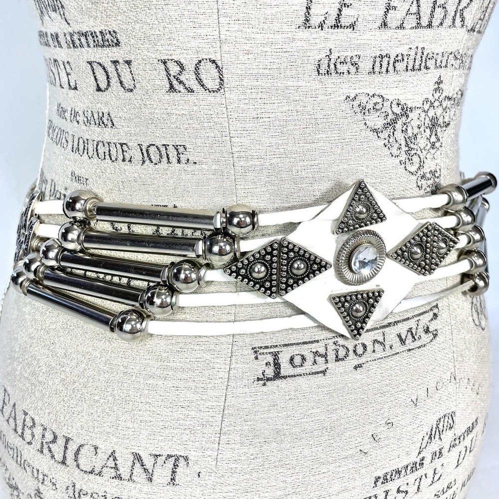 Vintage 80s White Leather Silver Tone Multi Strand Concho Belt 30 in - Picture 2 of 10